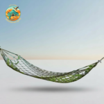 أرجوحة شبكية نايلون معلقة علي شجرة